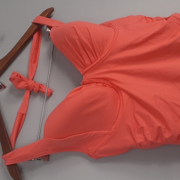 Tommy Bahama Tangerine Pearl Underwire Halter Tankini Top - Picture 4 of 10